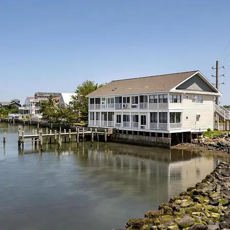 Bliss On The Bay Apartment